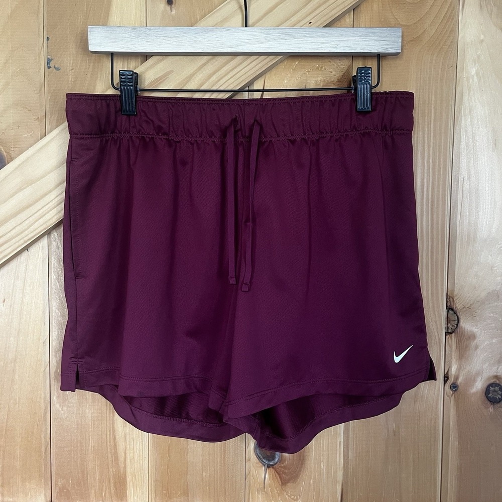 Nike Women's Medium Maroon Running Shorts‎ Elastic Waist Band Athletic Pockets